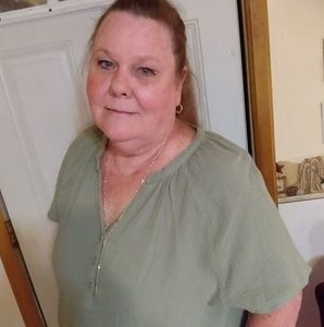 Meet your Posher, Gloria